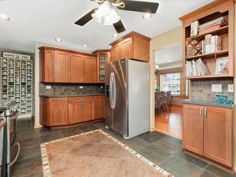 Tiny photo for 5622 S Oak Park Avenue, Chicago, IL 60638 (MLS # 12408237)