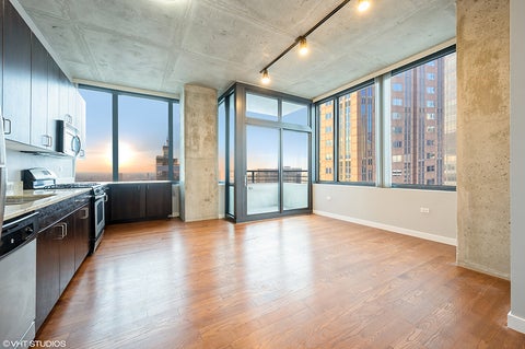 Tiny photo for 235 W VAN BUREN Street #2715, Chicago, IL 60607 (MLS # 12686521)