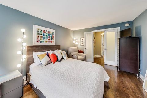 Tiny photo for 1110 N Lake Shore Drive #3N, Chicago, IL 60611 (MLS # 12495736)