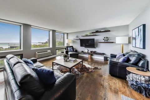 Tiny photo for 1110 N Lake Shore Drive #3N, Chicago, IL 60611 (MLS # 12495736)