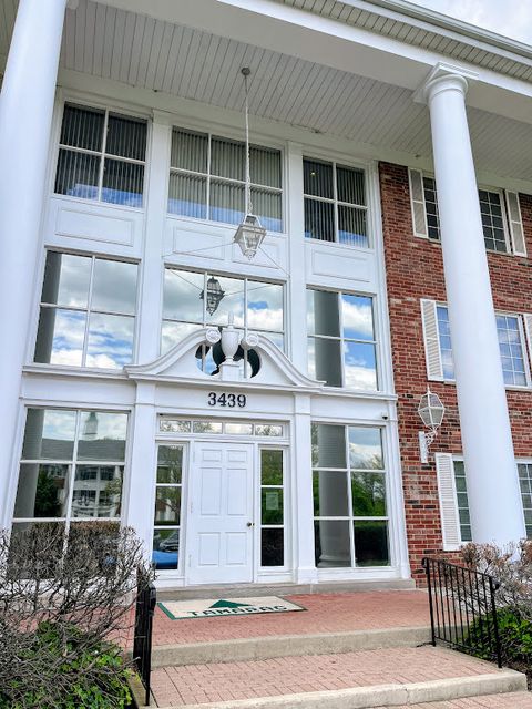 Photo of 3439 VOLLMER Road #108, Flossmoor, IL 60422 (MLS # 12648394)