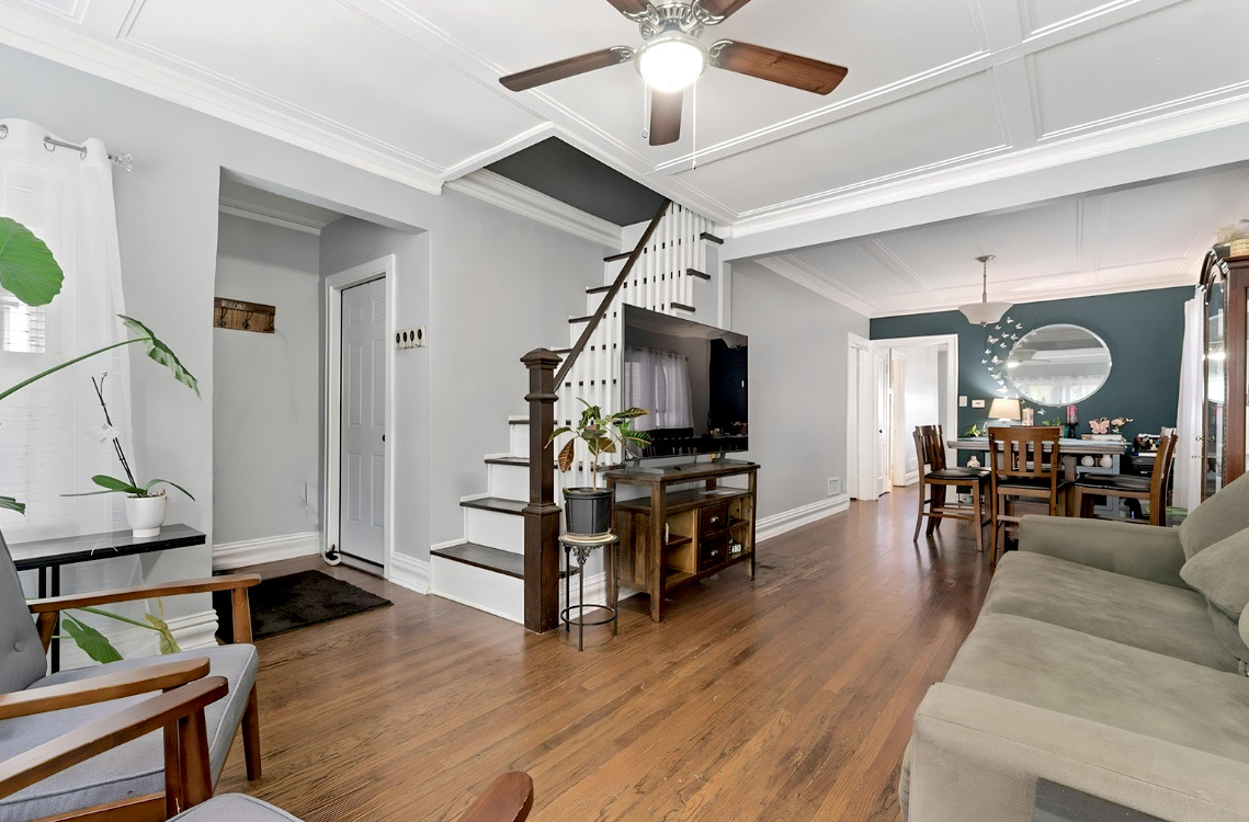 1182 S Taylor Avenue S