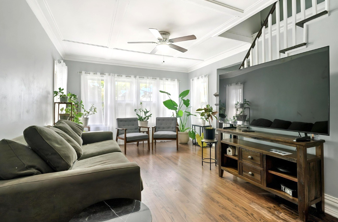 1182 S Taylor Avenue S