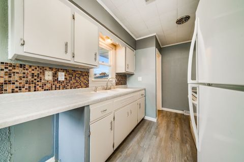 Tiny photo for 417 27th Street, Rockford, IL 61108 (MLS # 12508645)