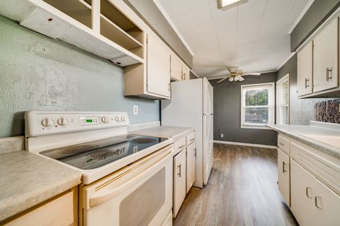 Tiny photo for 417 27th Street, Rockford, IL 61108 (MLS # 12508645)