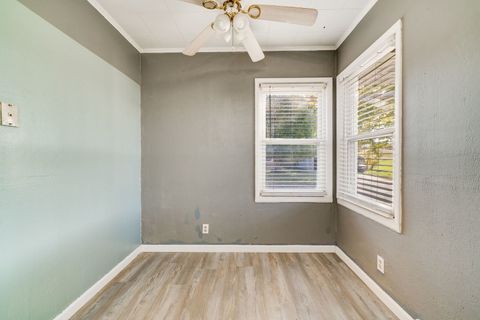 Tiny photo for 417 27th Street, Rockford, IL 61108 (MLS # 12508645)