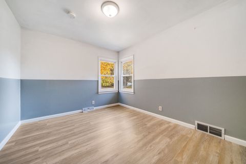 Tiny photo for 417 27th Street, Rockford, IL 61108 (MLS # 12508645)