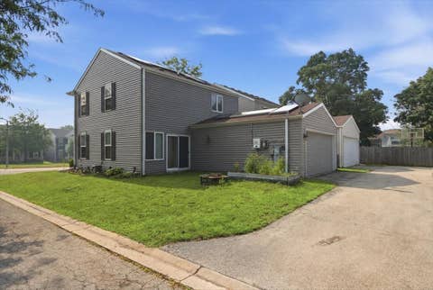 Tiny photo for 881 Serendipity Drive, Aurora, IL 60504 (MLS # 12716298)
