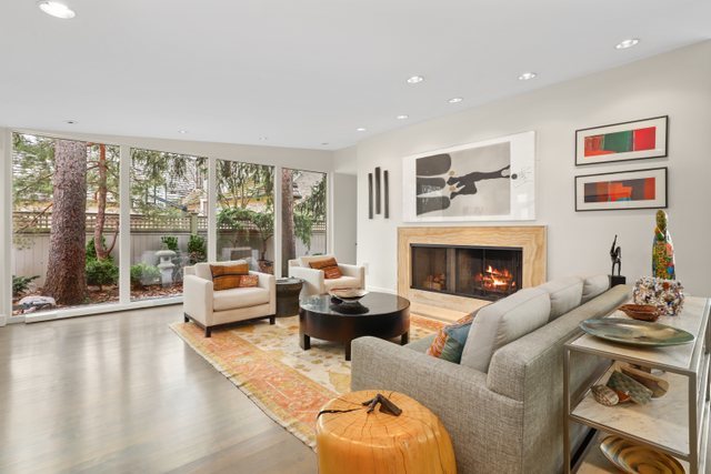 136 Lakewood Place