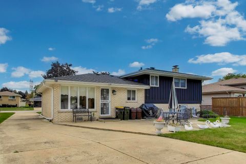 Tiny photo for 543 Sarah Drive, Wood Dale, IL 60191 (MLS # 12494164)