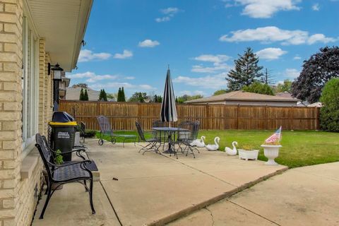 Tiny photo for 543 Sarah Drive, Wood Dale, IL 60191 (MLS # 12494164)