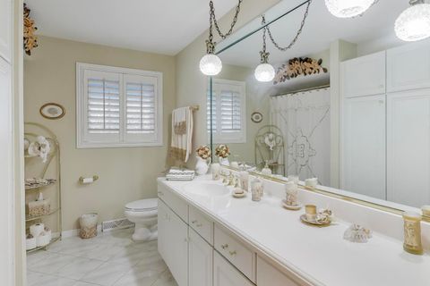 Tiny photo for 543 Sarah Drive, Wood Dale, IL 60191 (MLS # 12494164)