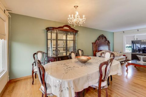 Tiny photo for 543 Sarah Drive, Wood Dale, IL 60191 (MLS # 12494164)