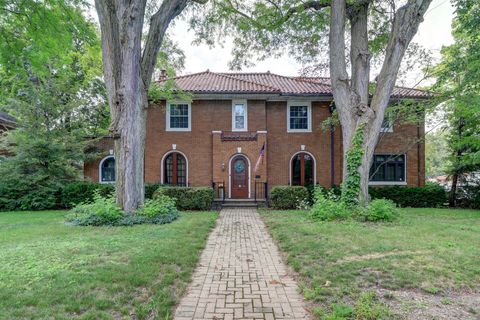 Photo of 1411 1st Avenue, Sterling, IL 61081 (MLS # 12428578)