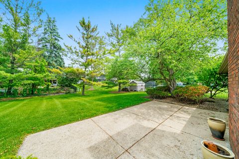 Tiny photo for 2445 Coach And Surrey Lane, Aurora, IL 60506 (MLS # 12652523)