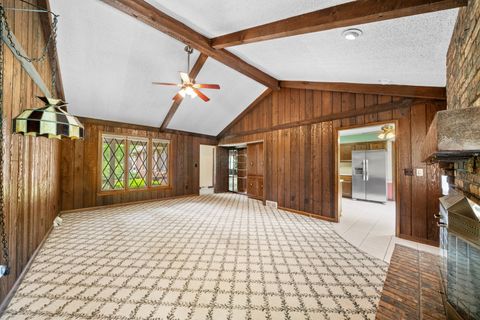 Tiny photo for 2445 Coach And Surrey Lane, Aurora, IL 60506 (MLS # 12652523)