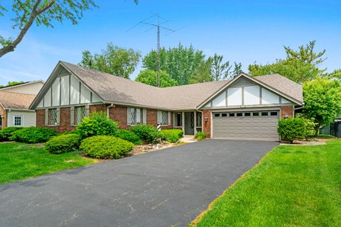 Photo of 2445 Coach And Surrey Lane, Aurora, IL 60506 (MLS # 12652523)