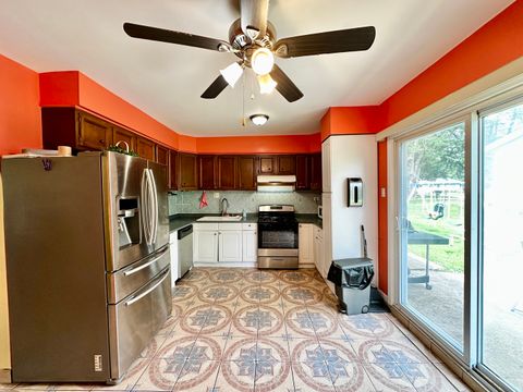 Tiny photo for 11618 Douglas Avenue, Huntley, IL 60142 (MLS # 12485832)