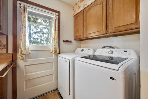 Tiny photo for 1086 Hickory Lane, Elk Grove Village, IL 60007 (MLS # 12735957)