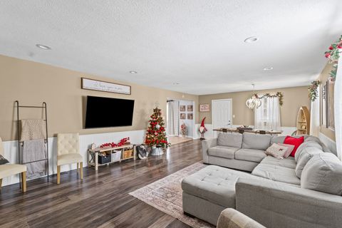 Tiny photo for 140 Choctaw Trail, Loda, IL 60948 (MLS # 12522361)