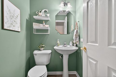 Tiny photo for 6034 Delaney Drive, Hoffman Estates, IL 60192 (MLS # 12506555)