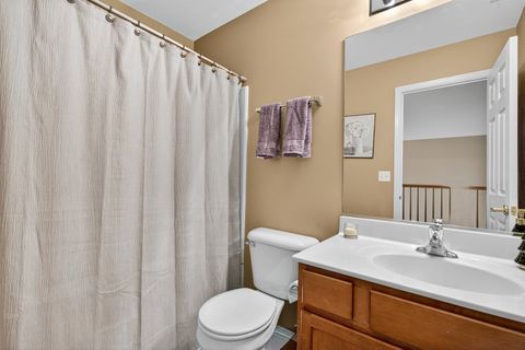 Tiny photo for 6034 Delaney Drive, Hoffman Estates, IL 60192 (MLS # 12506555)