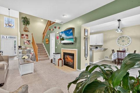 Tiny photo for 6034 Delaney Drive, Hoffman Estates, IL 60192 (MLS # 12506555)