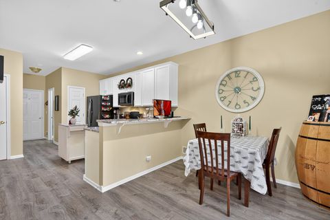 Tiny photo for 6034 Delaney Drive, Hoffman Estates, IL 60192 (MLS # 12506555)