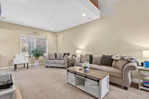 Tiny photo for 6034 Delaney Drive, Hoffman Estates, IL 60192 (MLS # 12506555)