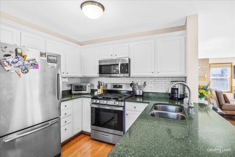 Tiny photo for 727 Lisa Road, West Dundee, IL 60118 (MLS # 12631742)