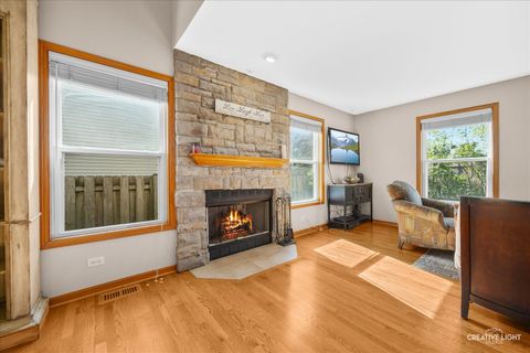 Tiny photo for 727 Lisa Road, West Dundee, IL 60118 (MLS # 12631742)