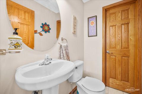 Tiny photo for 727 Lisa Road, West Dundee, IL 60118 (MLS # 12631742)