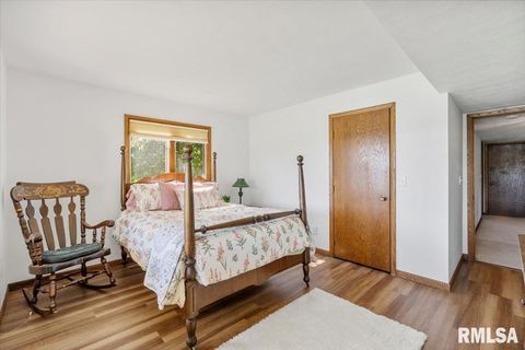 Tiny photo for 516 CRESTVIEW Drive, Sherrard, IL 61281 (MLS # QC4266494)