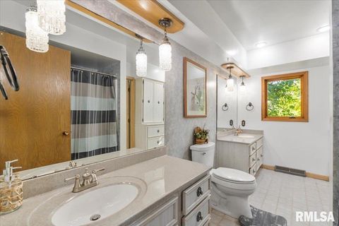 Tiny photo for 516 CRESTVIEW Drive, Sherrard, IL 61281 (MLS # QC4266494)