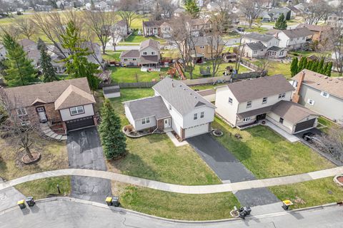 Tiny photo for 1300 Big Horn Trail, Carol Stream, IL 60188 (MLS # 12602424)