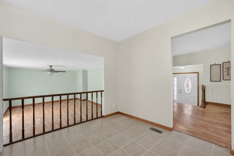 Tiny photo for 1300 Big Horn Trail, Carol Stream, IL 60188 (MLS # 12602424)