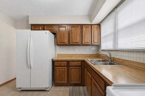 Tiny photo for 1300 Big Horn Trail, Carol Stream, IL 60188 (MLS # 12602424)