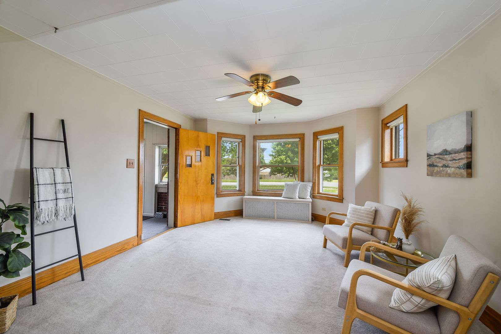 Properties 3 108 Wille Avenue