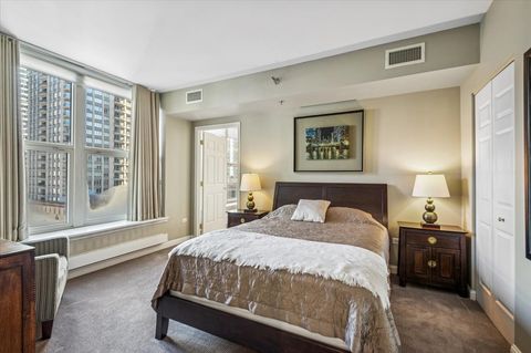 Tiny photo for 25 E Superior Street #1003, Chicago, IL 60611 (MLS # 12557945)