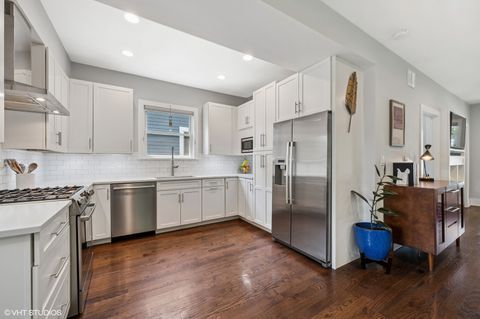 Tiny photo for 1710 Lake Street, Evanston, IL 60201 (MLS # 12353719)