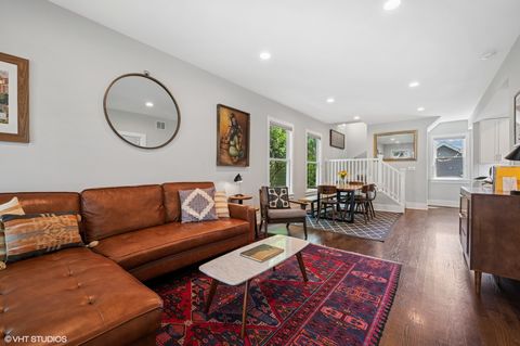 Tiny photo for 1710 Lake Street, Evanston, IL 60201 (MLS # 12353719)