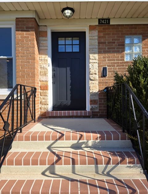 Tiny photo for 7421 N Oconto Avenue, Chicago, IL 60631 (MLS # 12519263)