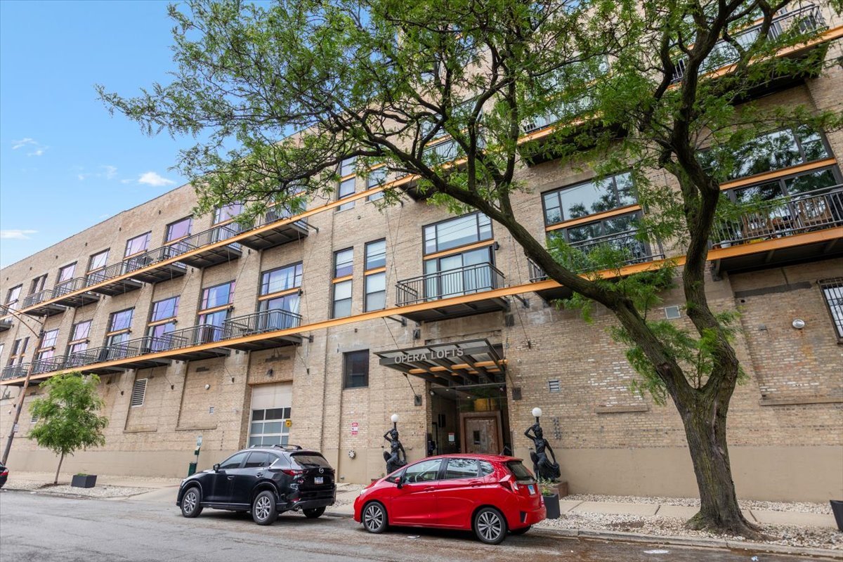2545 S Dearborn Street 331