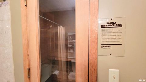 Tiny photo for 3898 COUNTRY CLUB Road, Carbondale, IL 62901 (MLS # EB460400)