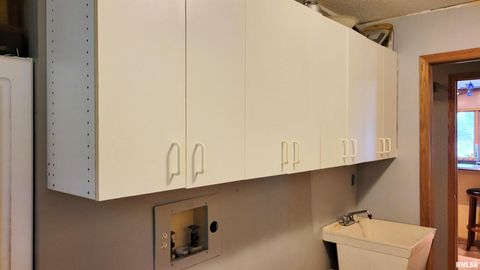 Tiny photo for 3898 COUNTRY CLUB Road, Carbondale, IL 62901 (MLS # EB460400)