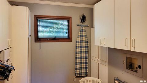 Tiny photo for 3898 COUNTRY CLUB Road, Carbondale, IL 62901 (MLS # EB460400)