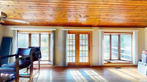 Tiny photo for 3898 COUNTRY CLUB Road, Carbondale, IL 62901 (MLS # EB460400)