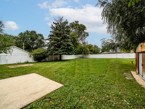 Tiny photo for 9145 Ridgeland Avenue, Oak Lawn, IL 60453 (MLS # 12770979)