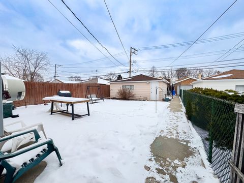 Tiny photo for 3910 W MARQUETTE Road, Chicago, IL 60629 (MLS # 12549928)