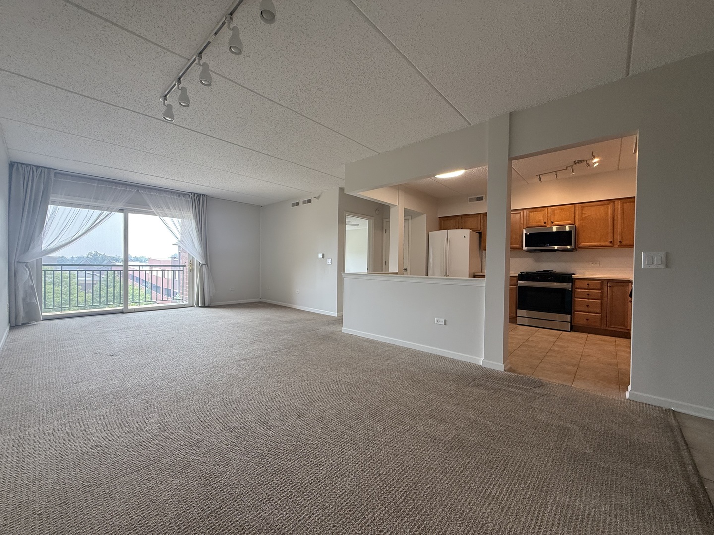 20 S MAIN Street 506